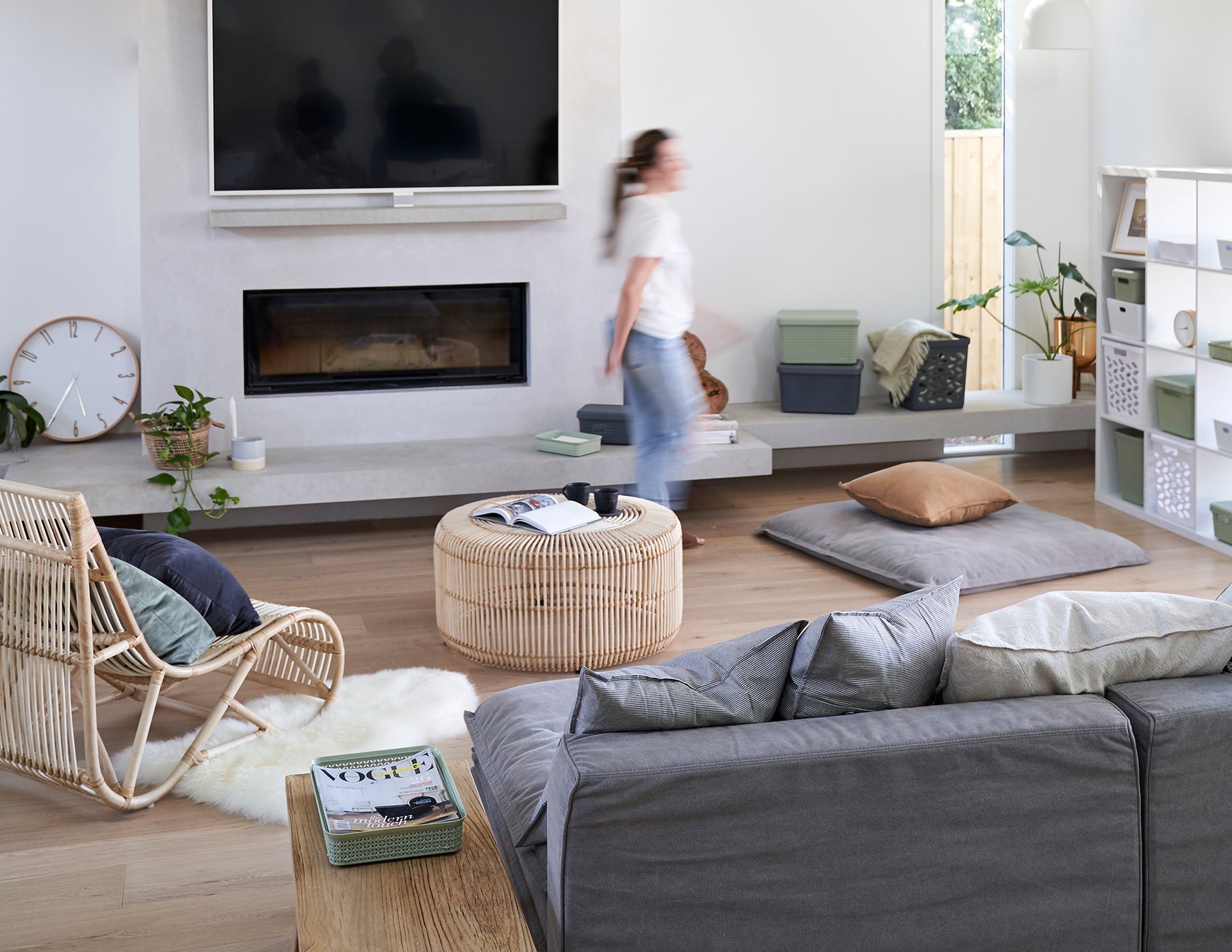 3 Steps to Follow for Clever Storage Solutions in your Living room